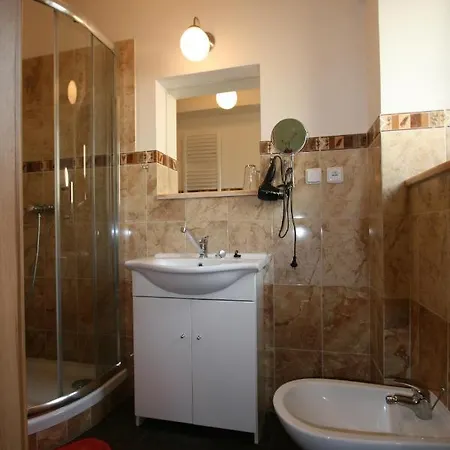 No. 10 Zeyerova 13 Apartment Karlovy Vary